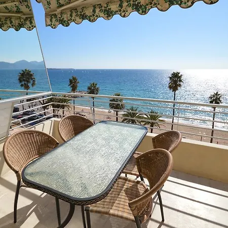 Wonderful Seafront Daire Cannes