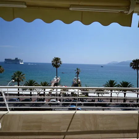 Daire Wonderful Seafront Cannes