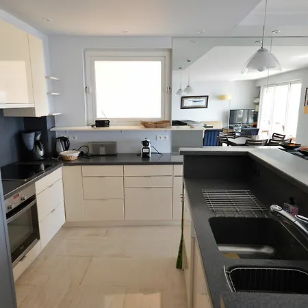 Wonderful Seafront Daire *